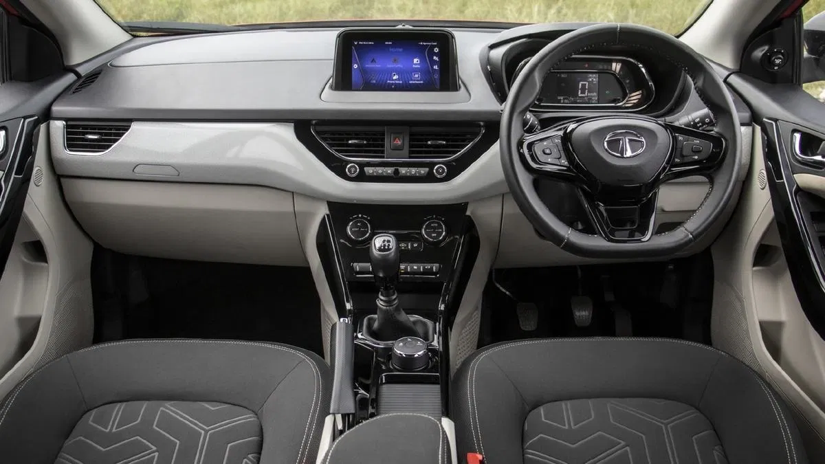 Tata Nexon XM